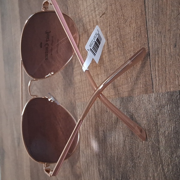 Juicy Couture Sunglasses - Picture 4 of 4
